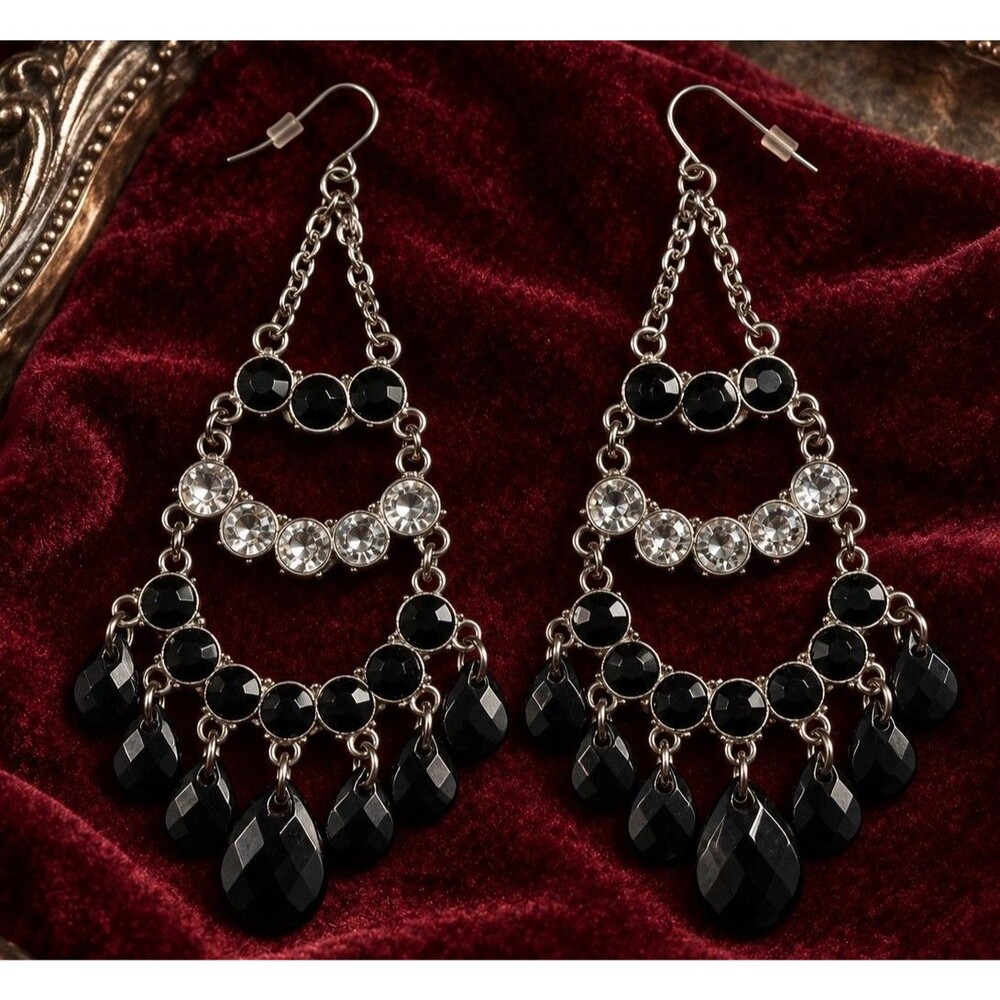 Vintage Black Clear Rhinestone Chandelier Earrings Teardrop Dangles Silver Tone